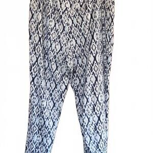 Terra & Sky women's pull on leggings or pant. Size Large